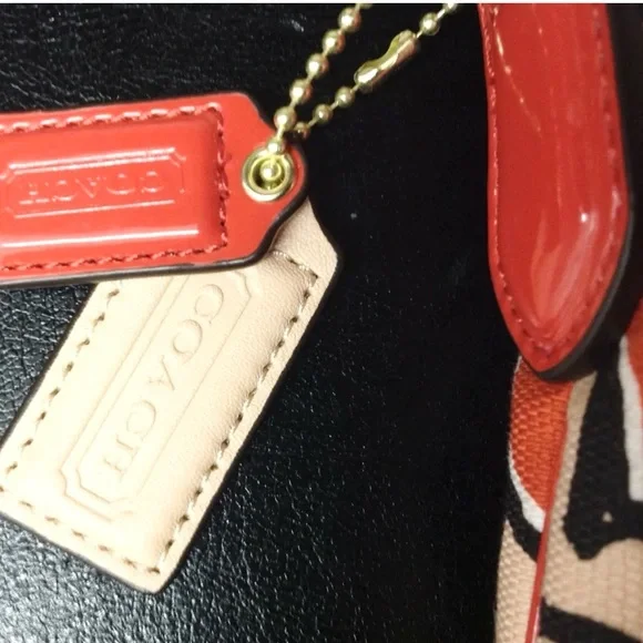 Coach B4 Desert Sky Neutral Crossbody NWOT - Picture 2 of 4